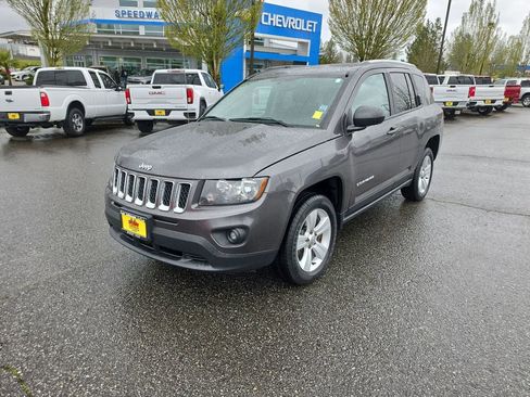 Used 2017 Jeep Compass Sport w/ Power Value Group AWD/4WD image 1