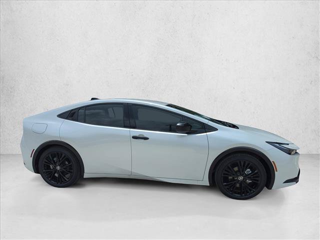 New 2026 Toyota Prius Plug-In Hybrid FWD image 4