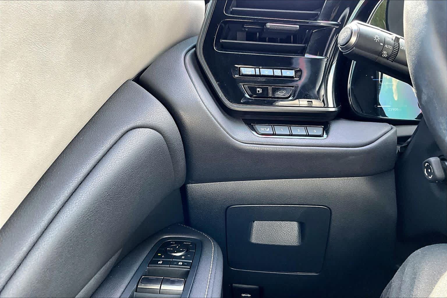 Certified 2025 Lexus TX 350 AWD w/ Technology Package image 35