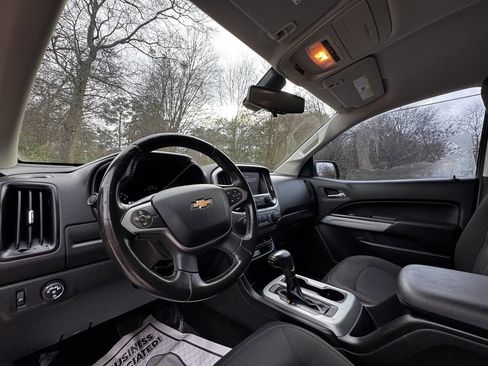 Used 2016 Chevrolet Colorado LT w/ LT Convenience Package image 12