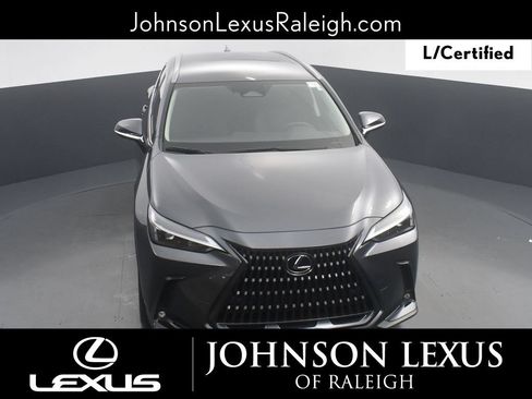 Used 2025 Lexus NX 250 FWD w/ Towing Package (2000 Lbs) image 15