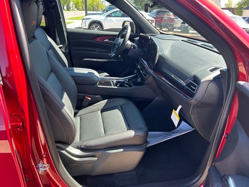 New 2026 Chevrolet Traverse Z71 w/ Driver Confidence Package AWD/4WD image 29