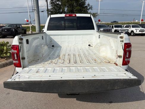 Used 2024 RAM 2500 Laramie w/ Safety Group AWD/4WD image 28