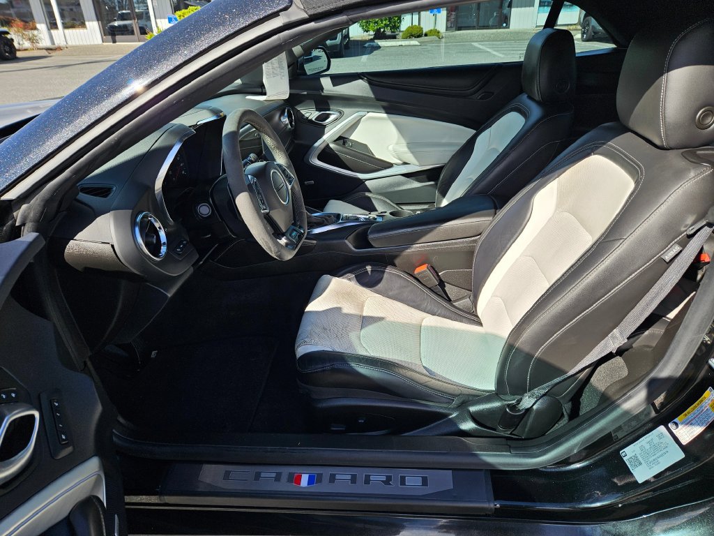 Used 2024 Chevrolet Camaro LT RWD image 14