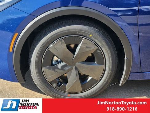 New 2026 Toyota Prius Plug-In Hybrid image 9