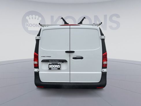Used 2023 Mercedes-Benz Metris Cargo image 5