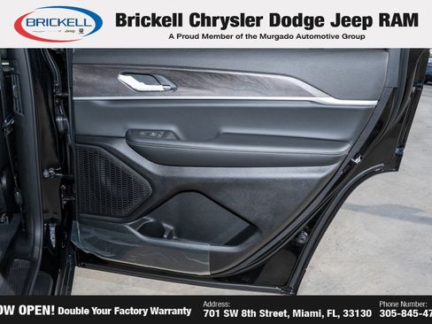 New 2025 Jeep Grand Cherokee L Limited image 15