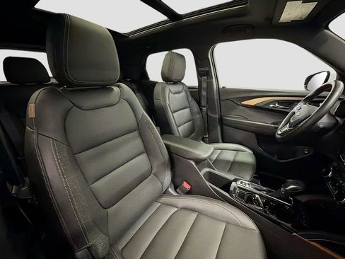 Used 2023 Chevrolet TrailBlazer ACTIV w/ Sun and Liftgate Package image 29