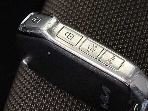 Certified 2023 Kia Forte LXS w/ LXS Technology Package image 36