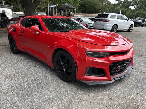 Used 2023 Chevrolet Camaro LT RWD image 7