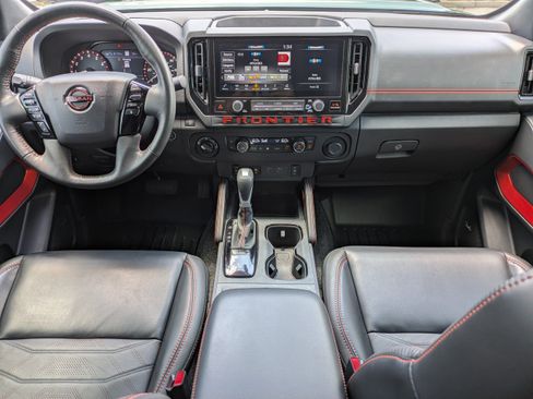 Certified 2025 Nissan Frontier PRO-4X w/ Pro Premium Package AWD/4WD image 16