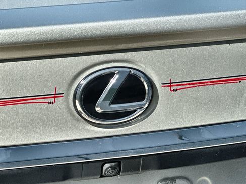 Used 2024 Lexus ES 350 Ultra Luxury w/ Accessory Package (Z2) FWD image 15