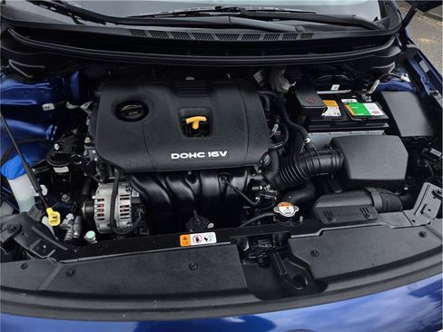 Used 2017 Kia Forte LX FWD image 33
