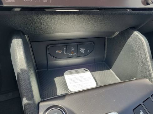 New 2026 Kia Sportage SX FWD image 24