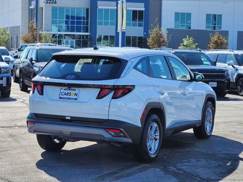New 2026 Hyundai Tucson SE image 9