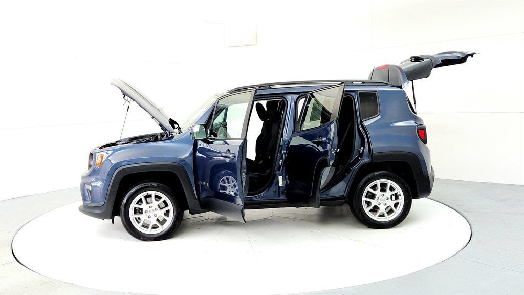 Used 2021 Jeep Renegade Latitude w/ Convenience Group AWD/4WD image 10