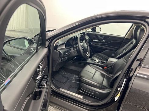 Certified 2024 Lincoln Corsair AWD w/ Equipment Group 101A image 12