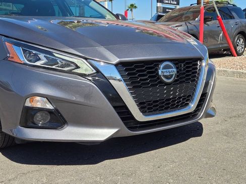 Certified 2022 Nissan Altima 2.5 SL FWD image 2