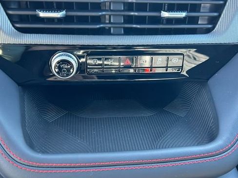 New 2026 Ford Explorer ST-Line w/ ST-Line Street Pack image 25