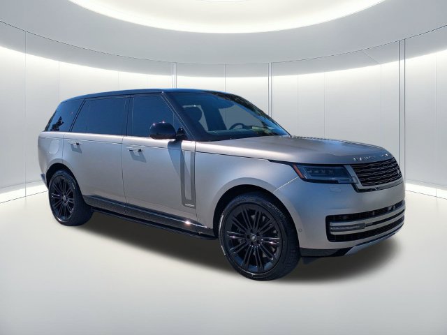 Used 2025 Land Rover Range Rover Long Wheelbase Autobiography AWD/4WD image 8