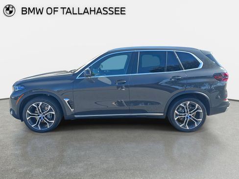 New 2026 BMW X5 sDrive40i image 8