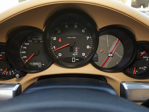 Used 2013 Porsche 911 Carrera image 14