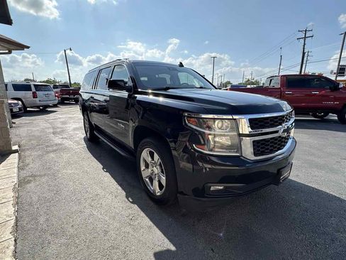Used 2018 Chevrolet Suburban LT w/ Texas Edition Package RWD image 4