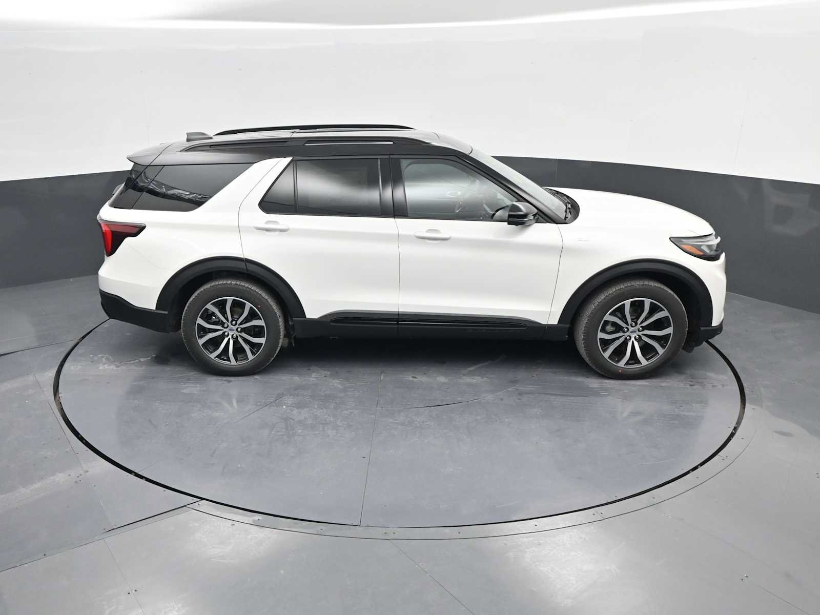 New 2026 Ford Explorer ST-Line AWD/4WD image 57