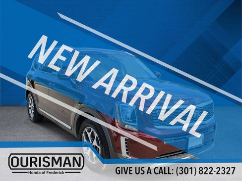 Used 2020 Kia Telluride EX AWD/4WD image 2