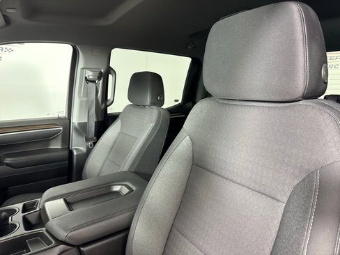 Used 2025 Chevrolet Silverado 1500 LT image 9