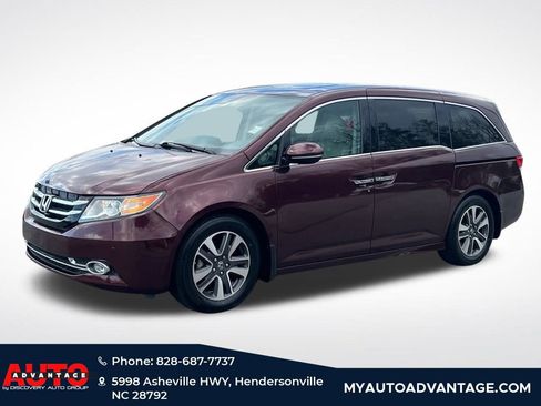 Used 2014 Honda Odyssey Touring image 5