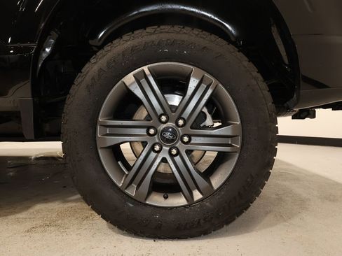 Used 2023 Ford F150 Lariat AWD/4WD image 35