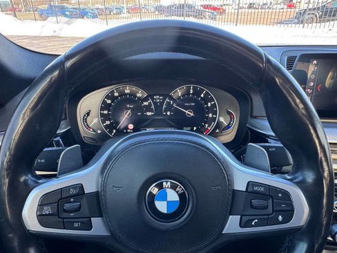 Used 2019 BMW 530i xDrive w/ M Sport Package image 18