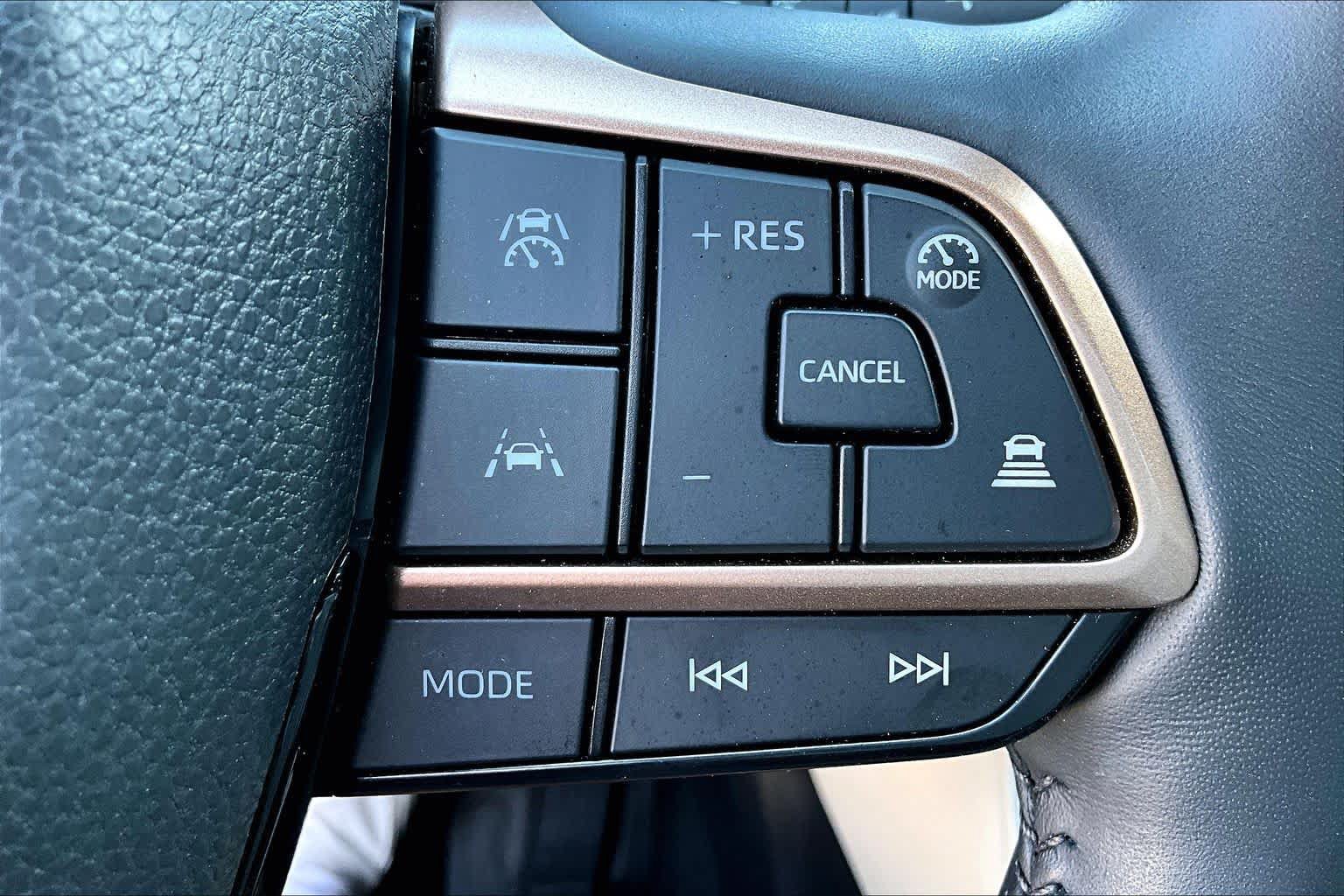 Used 2026 Toyota Grand Highlander AWD Hybrid image 34