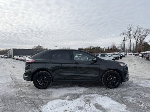 Certified 2022 Ford Edge ST w/ Equipment Group 401A image 8
