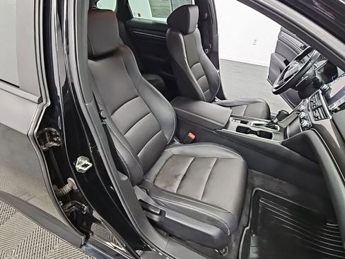 Used 2020 Honda Accord Sport image 35