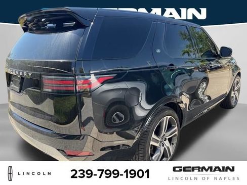 Used 2024 Land Rover Discovery Metropolitan Edition AWD/4WD image 7