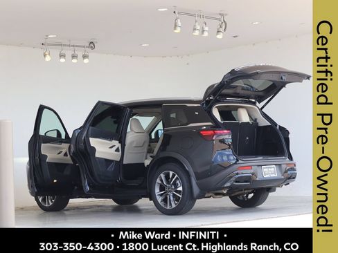 Certified 2025 INFINITI QX60 Luxe w/ Vision Package AWD/4WD image 4
