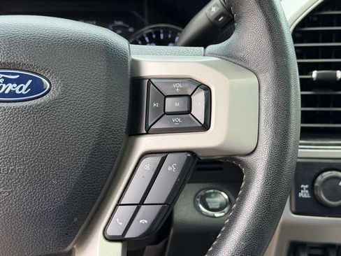 Used 2019 Ford F250 Lariat w/ Lariat Ultimate Package AWD/4WD image 11