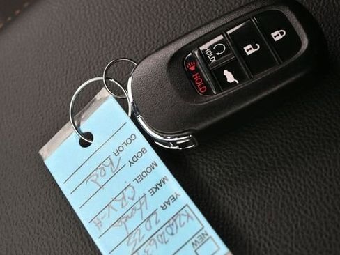 Used 2025 Honda CR-V Sport image 17