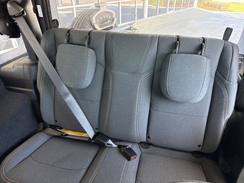 Used 2025 Jeep Wrangler Sport image 28