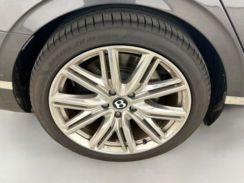 Used 2022 Bentley Flying Spur V8 AWD/4WD image 58