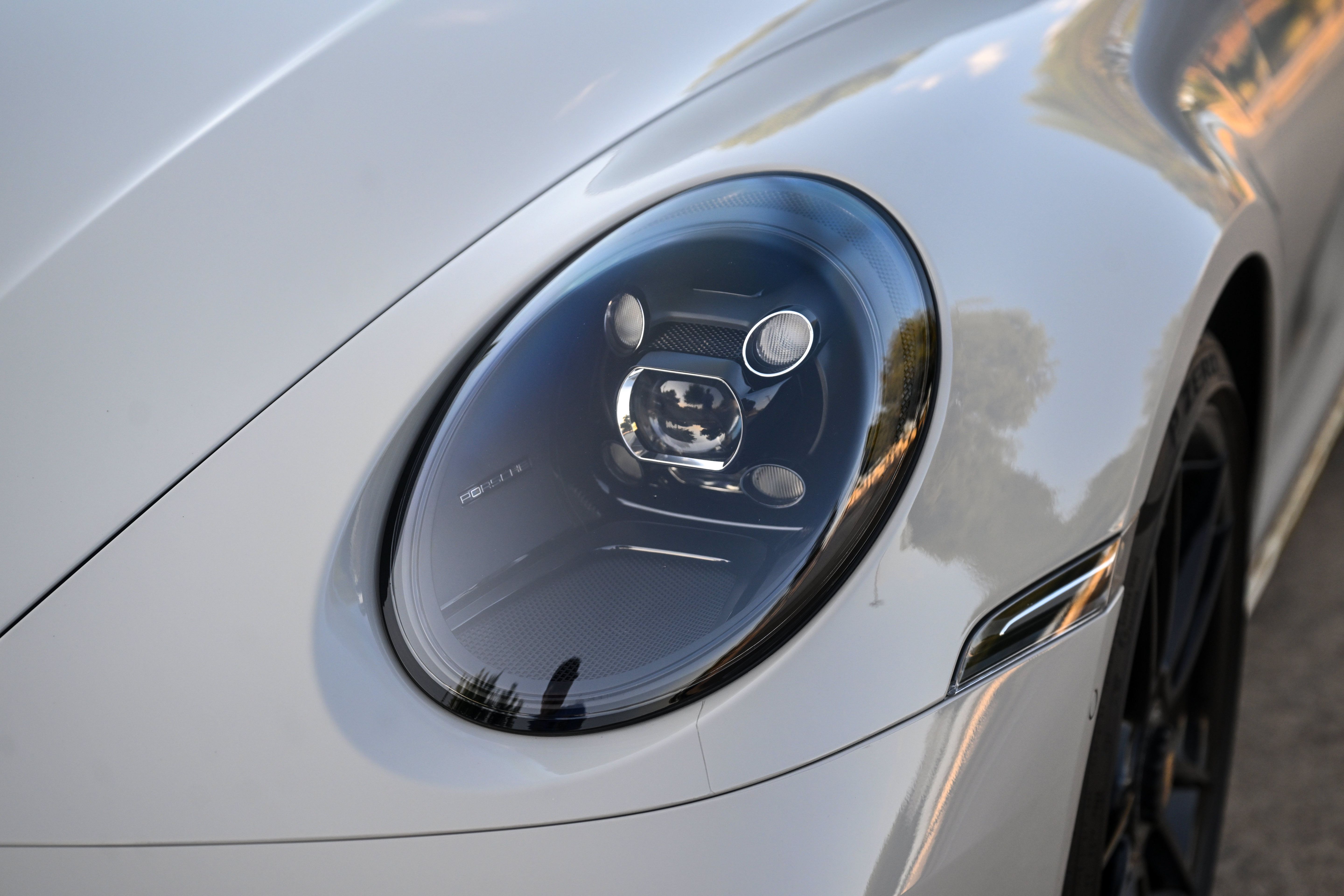 Used 2022 Porsche 911 AWD/4WD image 21