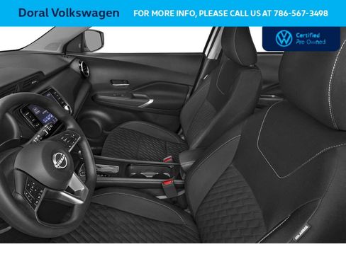 Used 2023 Nissan Kicks SV image 6