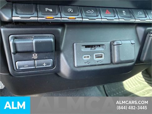 Used 2020 Chevrolet Silverado 1500 LT w/ All-Star Edition image 21