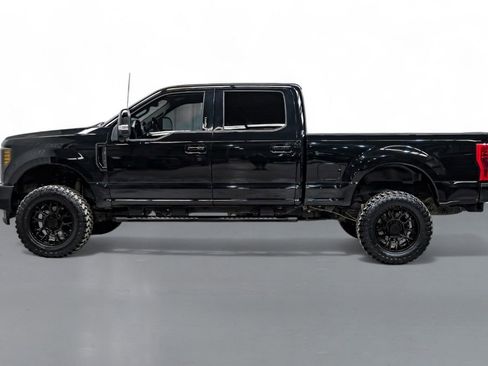 Used 2019 Ford F250 Lariat w/ Lariat Ultimate Package image 10