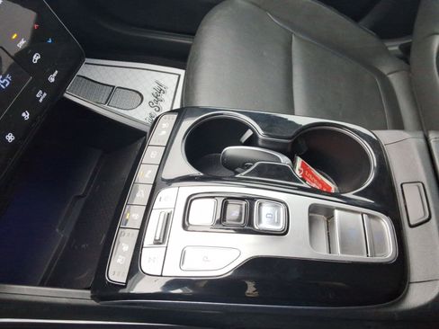 Used 2023 Hyundai Tucson Limited image 18