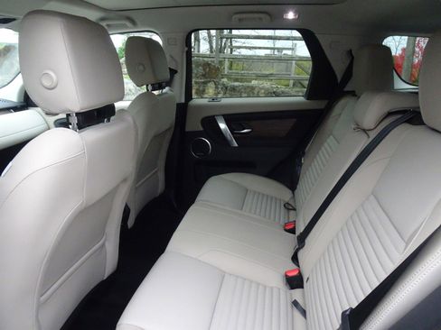 New 2025 Land Rover Discovery Sport S image 16