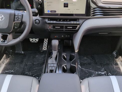 Certified 2026 Toyota Camry SE w/ Multimedia Upgrade Package FWD image 18