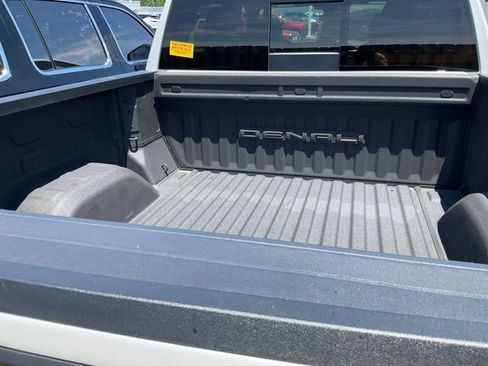 Used 2024 GMC Sierra 1500 Denali AWD/4WD image 6